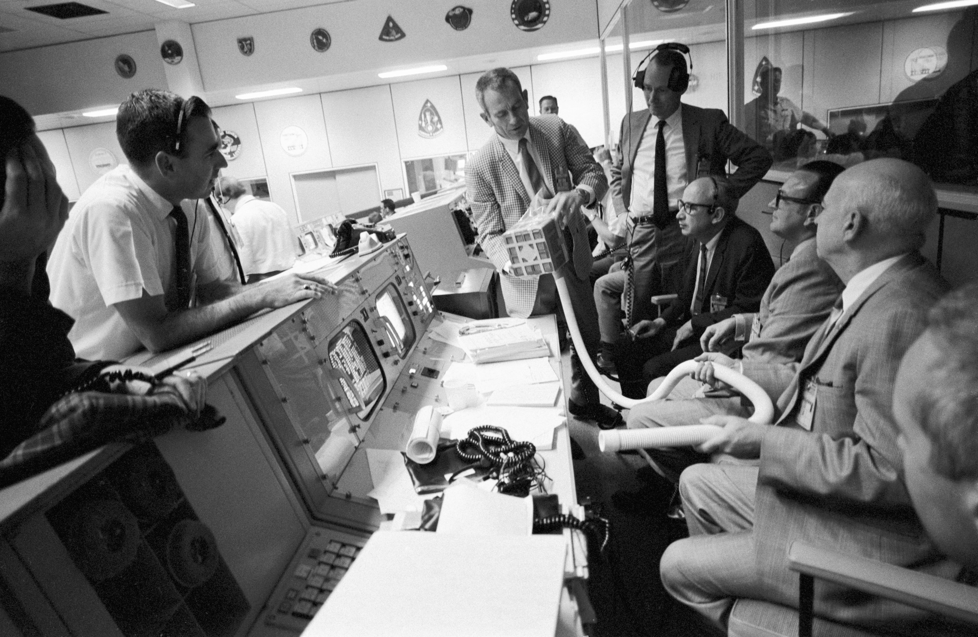 Apollo 13 inside Mission Control